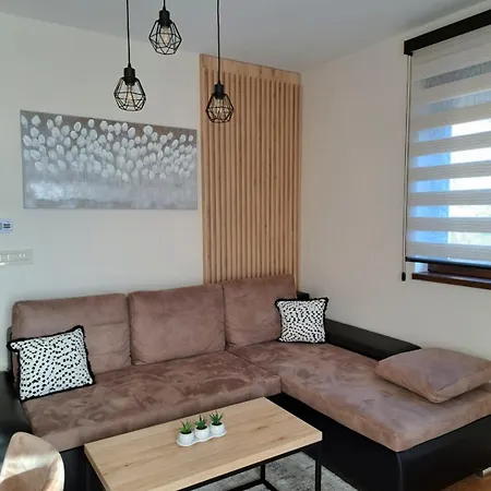 Nimfa Apartment *
