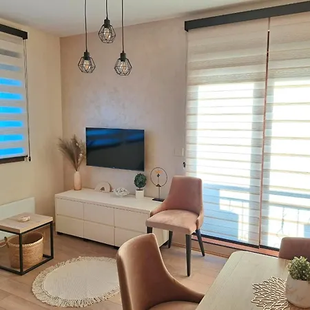 Nimfa Apartment *